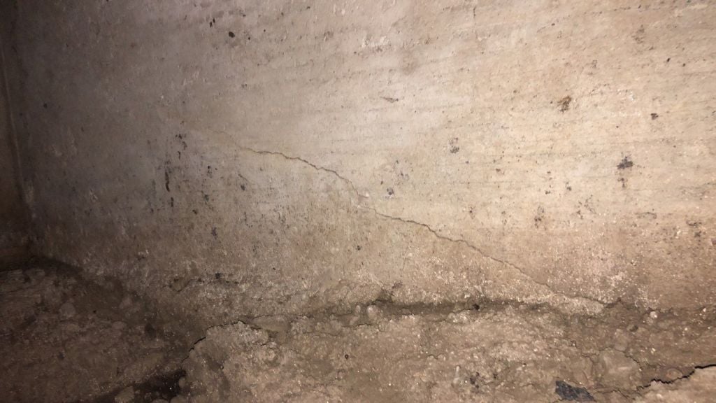 Crack in foundation wall in crawl space.